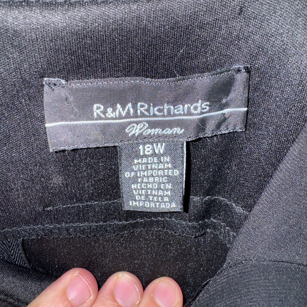R&M Richards Black Formal Dress 18W NWOT - Picture 8 of 8